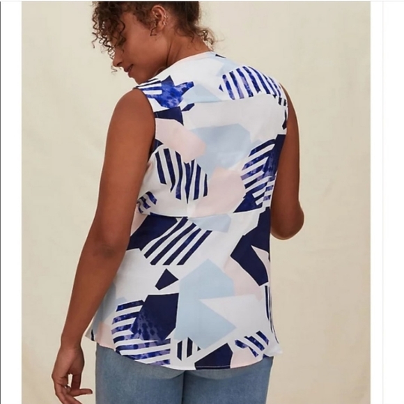 Torrid | Geometric Top - Picture 2 of 6